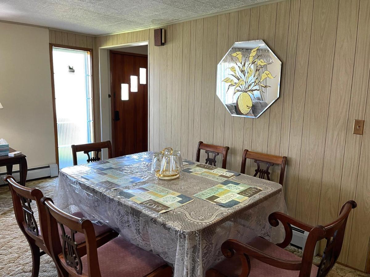 Entire Home In Buffalo - 6 Guests 3 Bedroom 1 Bath - Convenient Location - 25Min To Niagara Falls Εξωτερικό φωτογραφία
