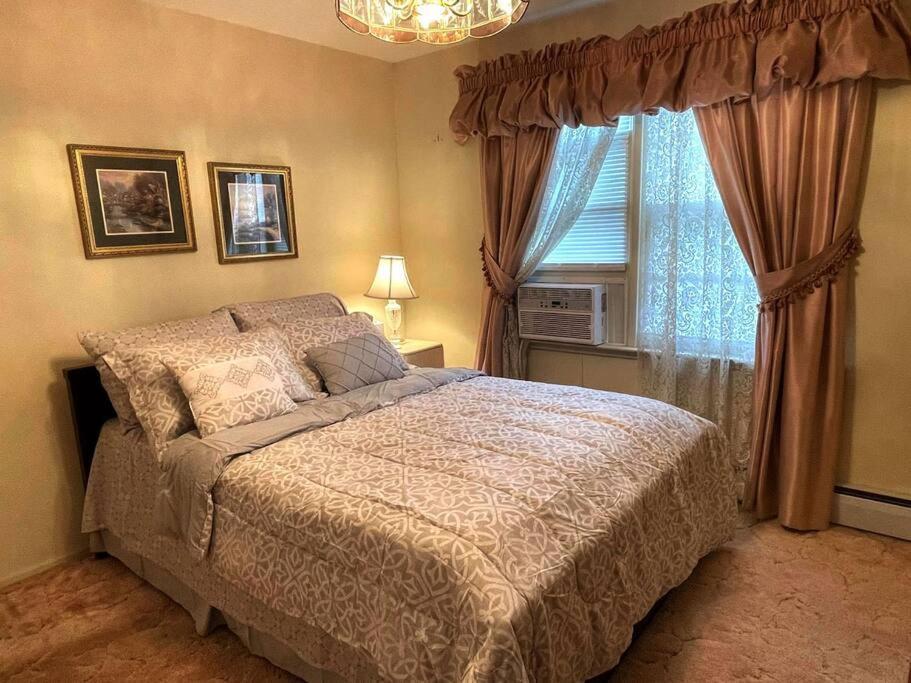 Entire Home In Buffalo - 6 Guests 3 Bedroom 1 Bath - Convenient Location - 25Min To Niagara Falls Εξωτερικό φωτογραφία
